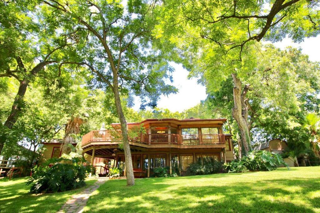 The River Haven - Sleeps 32 - On Guadalupe River Seguin Buitenkant foto